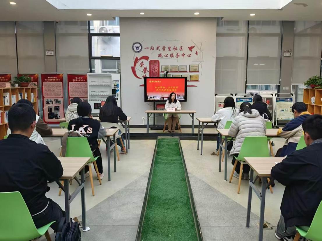 44160d41b469682cab6bb31bab0bb1e7